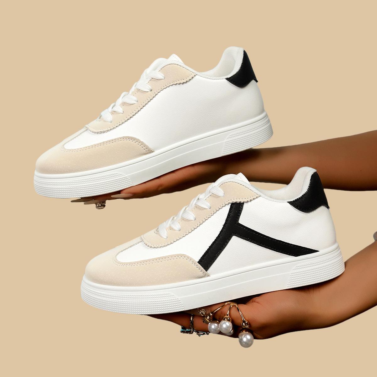 

Fashion Large-sized Mesh Breathable White Sneakers for Women in The Summer of 2025, New Lace-up Casual Shoes with Flat Boards 36