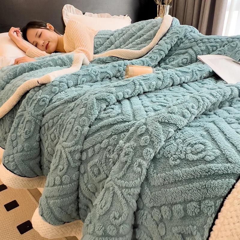 New Velvet Warm Autumn Winter Blanket for Bed Soft Fluffy Sofa Blankets Warmth Cozy Coral Flannel Sofa Cover Blanket Solid Color