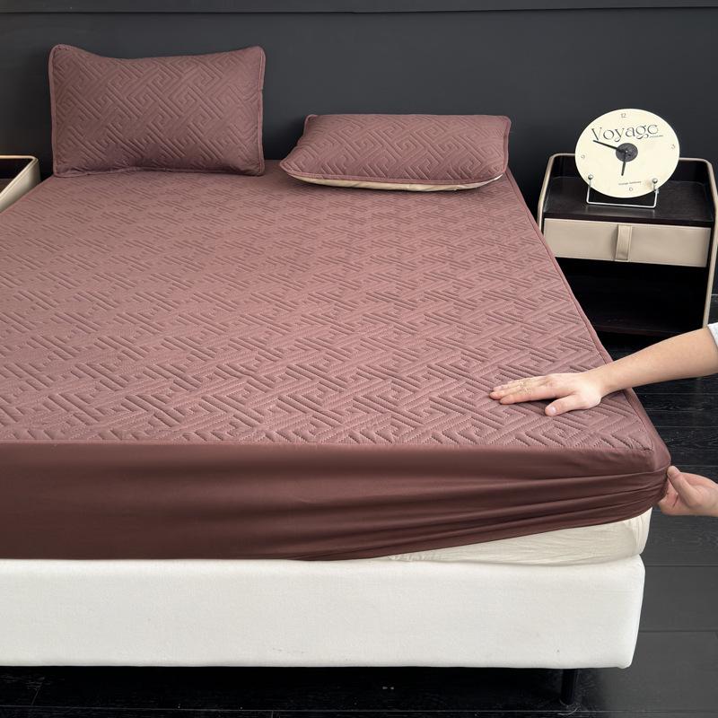 Waterproof Quilted Anti-Stain Anti-Slip Mattress Protector