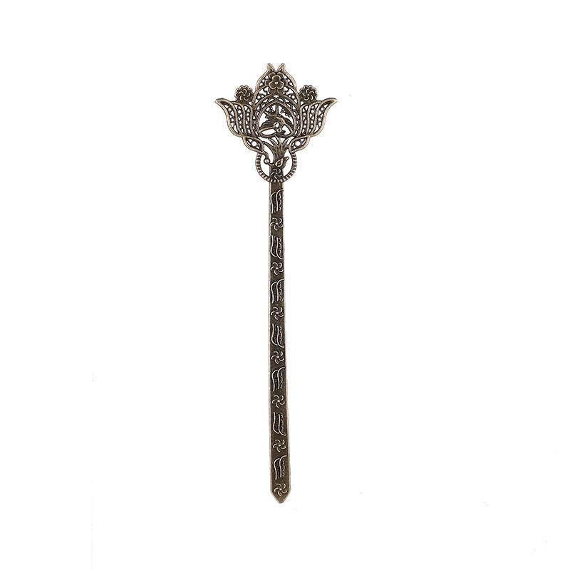 Rose-Shaped Ruler Bookmark: Literary Palace Style Stationery