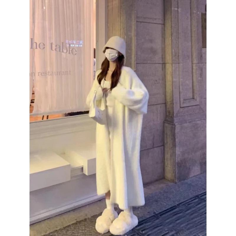 Elegant Vintage Knitted Coat Winter Soft Loose Jacket Korean Casual Autumn Winter Fur Cardigan Women Solid Color Long Sweaters