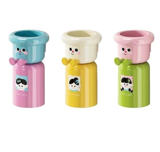 Cute Kids Creative Toothbrushes Holder,Household No Punching Organiser Rack with Cups for Toothpaste Comb,2 In 1 Gargle Cup
