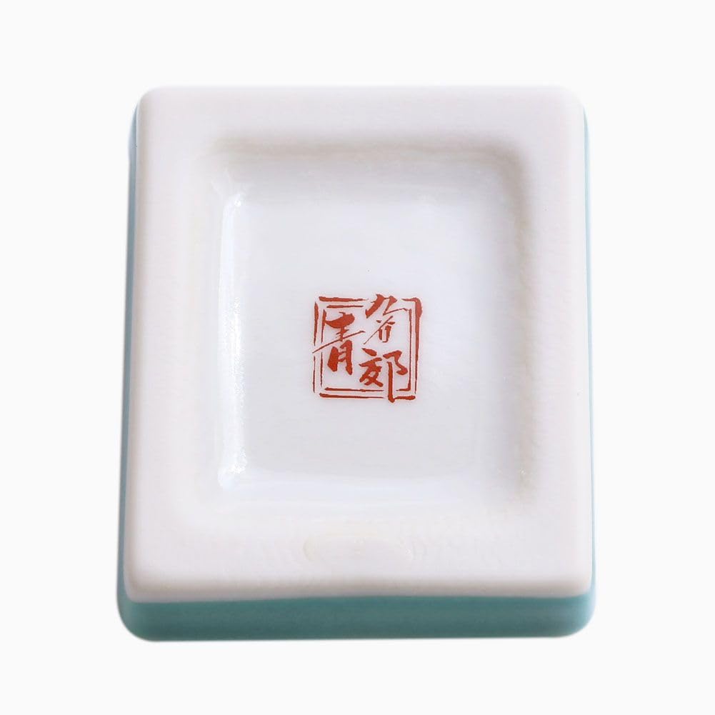 Kutani a traditional craft of the Hokuriku featuring colorful porcelain Ideal for everyday chopstick and other decorative Perfect for grand and other