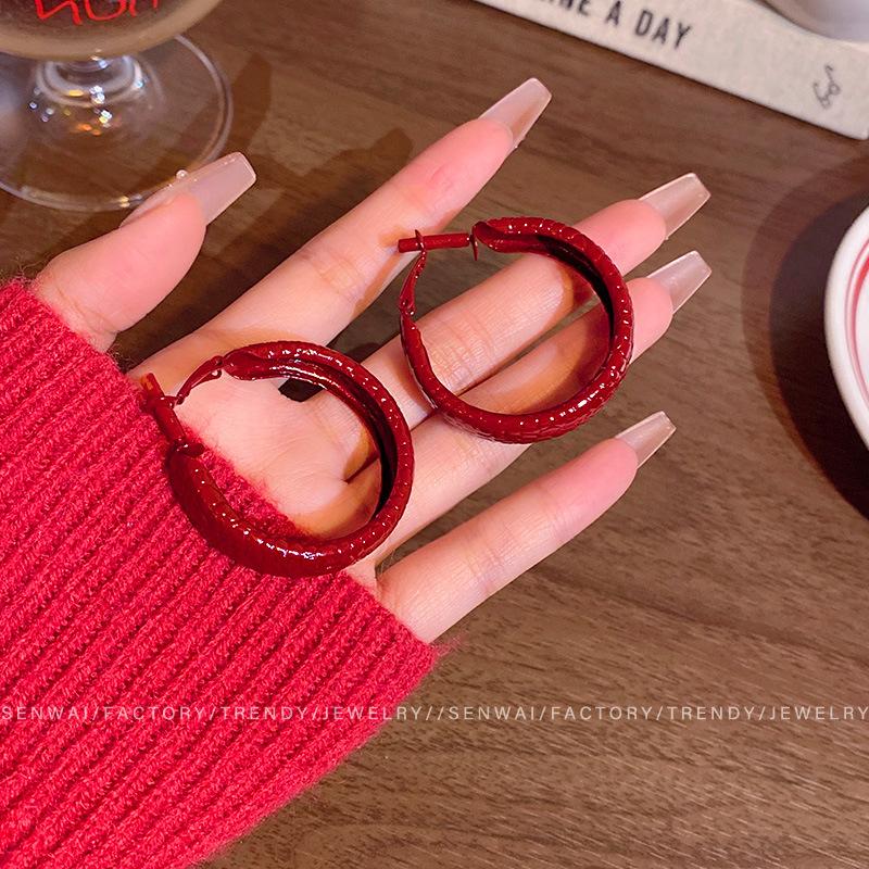 Vintage Ankara Red Geometric Circle Earrings Women's Hong Kong Style Temperament High-end Stud Earrings Fashion Versatile Earrings