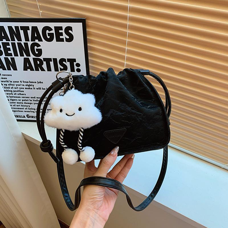 Chic Street Trendy Bucket Bag Fashionable Pu Leather Crossbody Handbag With Magnetic Closure