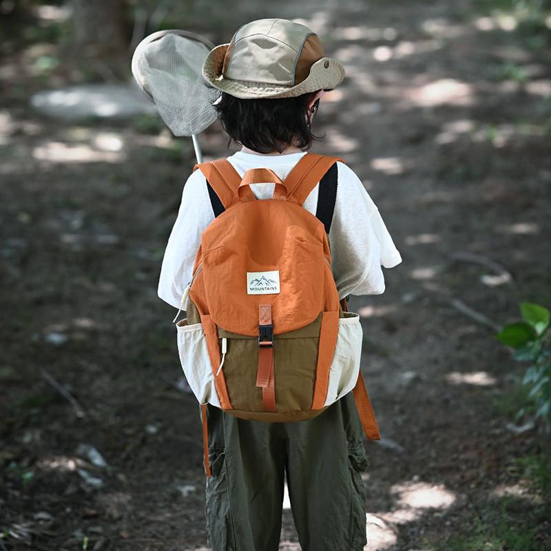 Lightweight Hiking Kids Backpack With Colorblock Design For School Outdoor Use