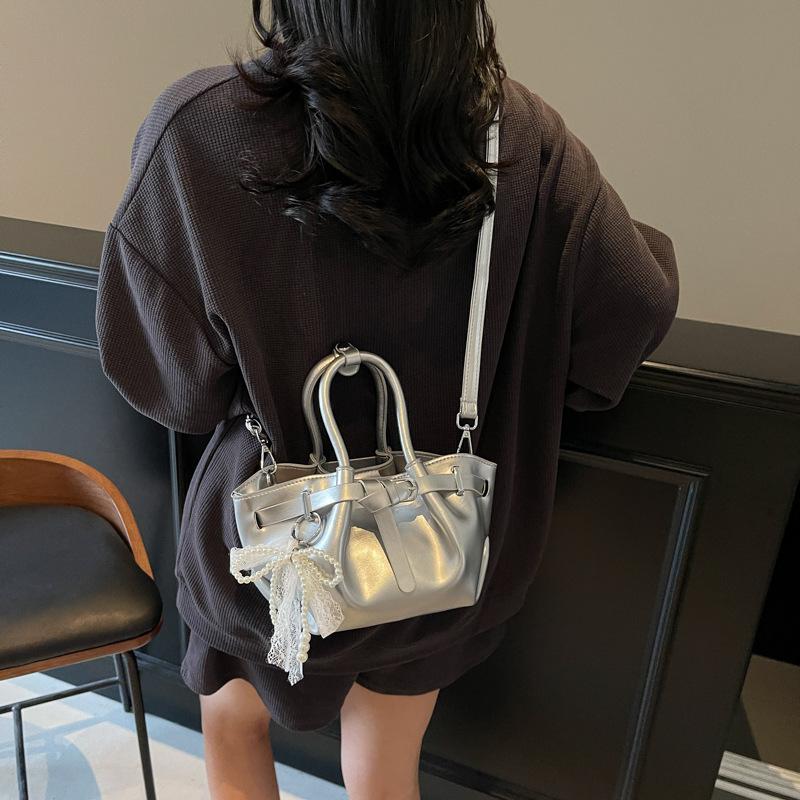 Casual Handbag Women's New Fashion Bag Commuter Shoulder Messenger Bag