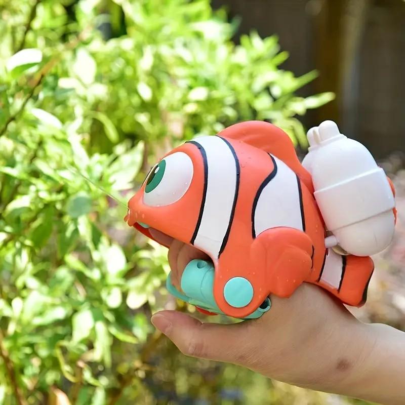 Animal Manual Water Gun, Ultra-long Range, Clown Fish Crocodile Shark Dinosaur Shape Water Gun, Color Mixing