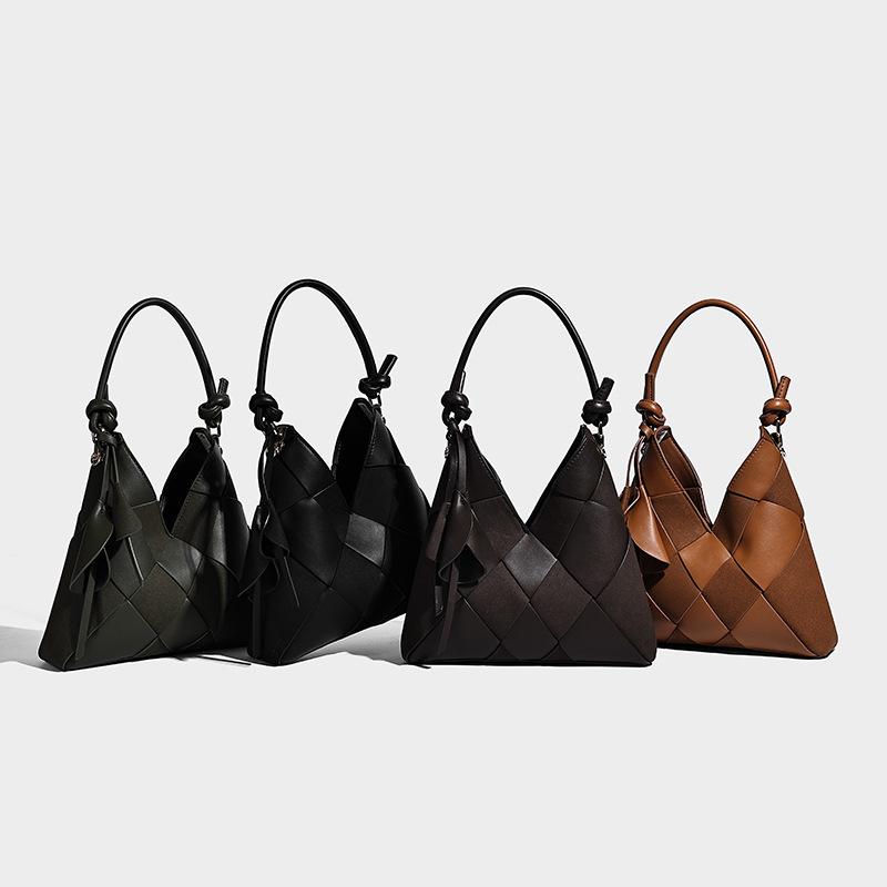 Handwoven Patchwork Bag Large Capacity Commuter Bucket Bag 2025 New Style High-end Versatile Shoulder Crossbody Bag