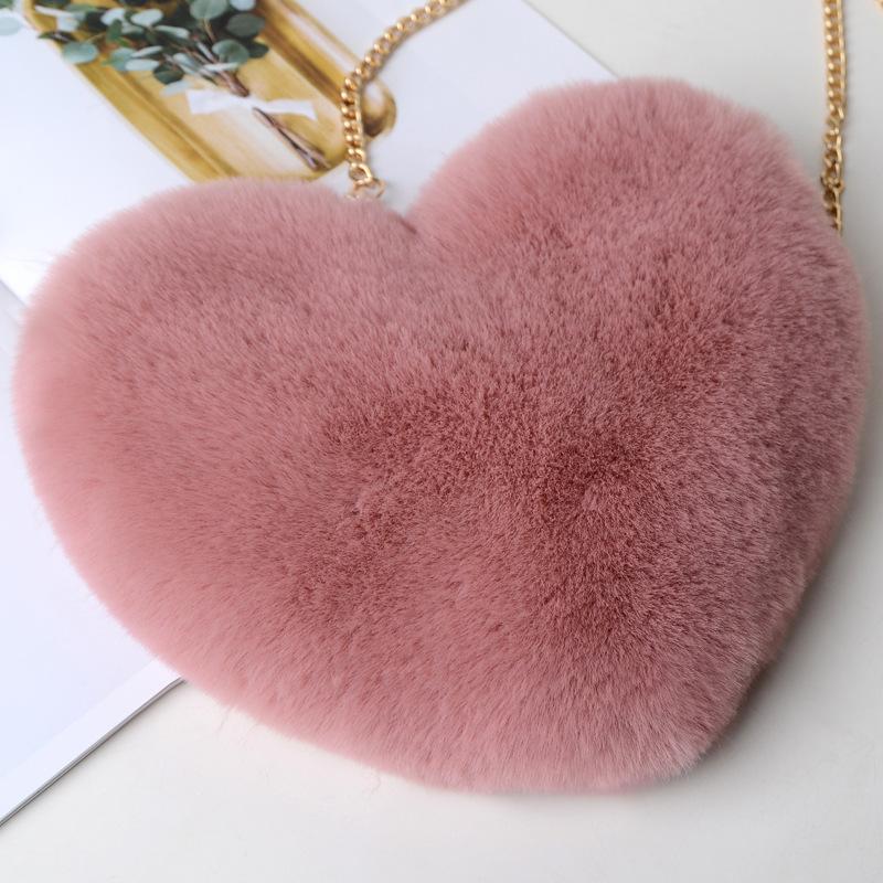 Cute Sweet Love Heart Shaped Women's Crossbody Bags Fashion Soft Plush Ladies One Shoulder Bag Comfortable Fluffy Solid Color Chain Female Handbags
