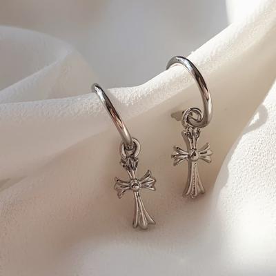 Dámske každodenné chrómové náušnice krížik