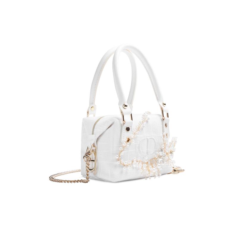 Dior [Customized Cosmetic Bag] Snow Flower Diamond Jinghe Bead Decoration French Romantic White Storage Bag Textured Fabric Portable