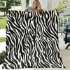 1 Stück Zeitgenössische Zebra-Print Flanelldecke - Weich Warm Polyester, Maschinenwaschbar, Ganzjahres-Vielzweck-Überwurf für Nickerchen, Büro, Zuhause, Reisen, Cam