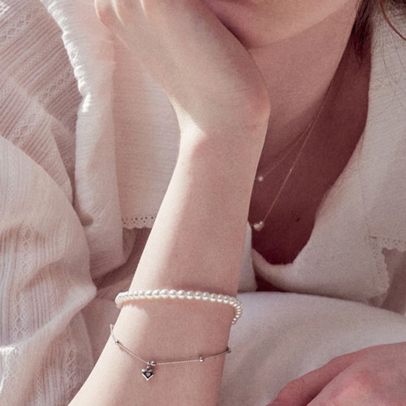 engbrox Fia Heart Pearl Layered Bracelet