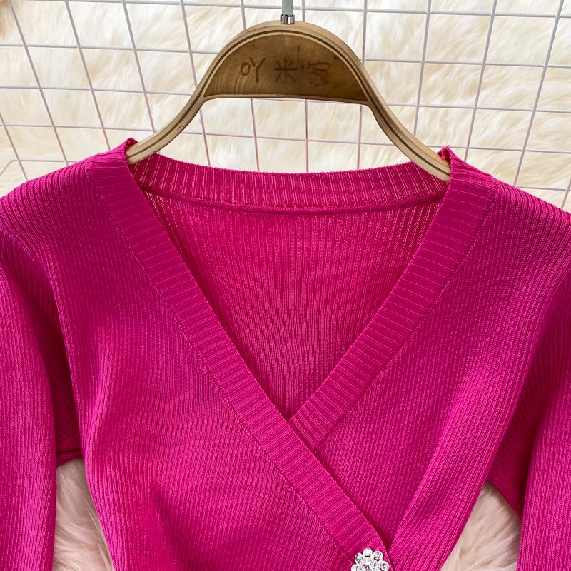 RUGOD Jarní a podzimní nové Retro elegantní a sexy Slim Fit Pletené šaty s dlouhým rukávem a výstřihem do V