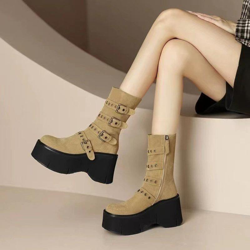 Thick Soled Slope Heel Short Style 2026 New Autumn/winter Belt Buckle Sponge Cake Mid Boots