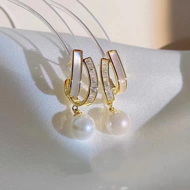 S925 Silver Geometric Pearl Earrings: Trendy, Elegant, and Versatile Design Dangles White 2A803