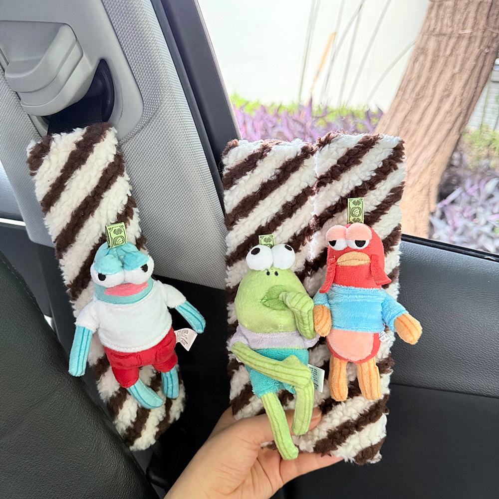 SpongeBob Seatbelt Plush Pad: Anti-Neck Chafing and Shoulder Rubbing Protection