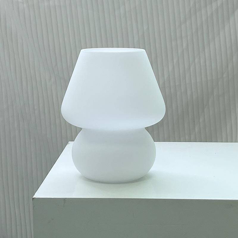 American Medieval Vintage Striped Glass Mushroom Table Lamp with USB - Retro Bedside Night Light