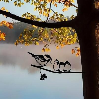 Bird Mother and Three Baby Birds Metal Fence Decoration Charming Tree Branch Scene, Ideal for Farmhouse Garden and Outdoor Décor