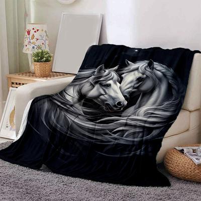 1pc Horse Printing Lightweight Flannel Blanket, Comfortable and Warm Blanket, for Camping Sofa Bed and Couch Office, In All Seasons