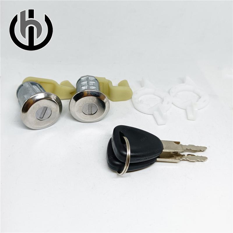 7701472806 2PCS DOOR LOCK WITH 2 SAME KEYS For RENAULT CLIO II 98-05 With plastic buckle