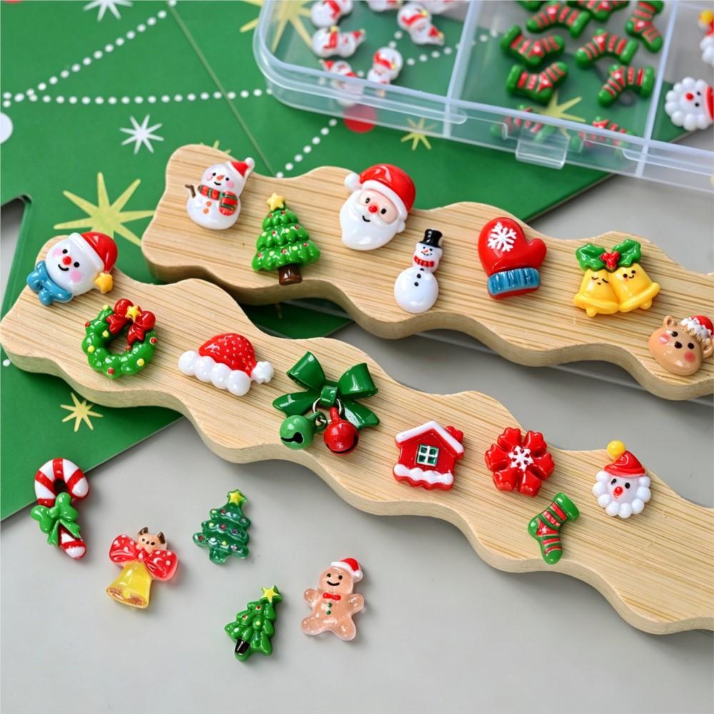 12grid 3D Kawaii Christmas Nail Charms Cute Santa Claus Snowman Bell Stocking Elk Wreath Nail Gems Resin Xmas Manicure Carft D2$