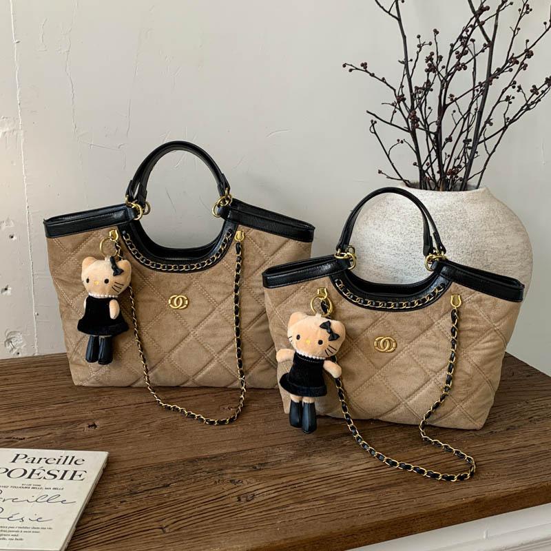 

Retro niche large-capacity handbag women s bag 2025 autumn new matte embroidery thread rhombus shoulder messenger bag No pendant