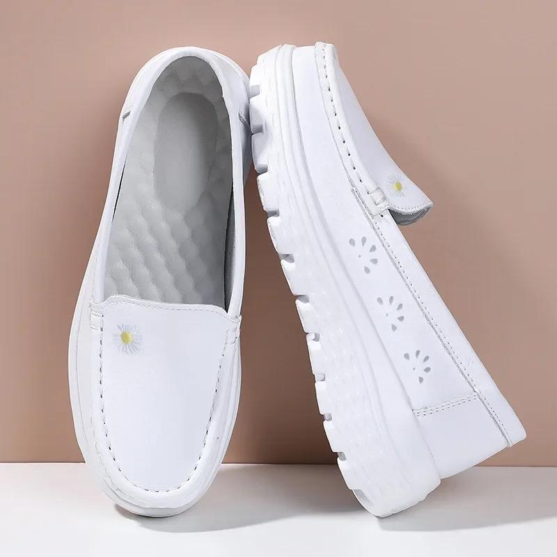 

Мода 2025 Больничные белые женские туфли медсестры Подошва с воздушной подушкой Удобный клин Мягкие модные рабочие туфли Chaussure Femme Zapatillas 34