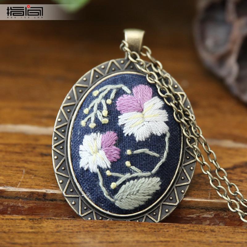 Hand Embroidered DIY Necklace Material Pack Fabric Flower Lu Embroidery Vintage Sweater Chain Fabric Embroidery