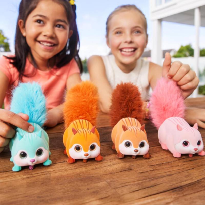 Plüsch-Eichhörnchen-Spielzeug mit Geräusch für Kinder und Familie