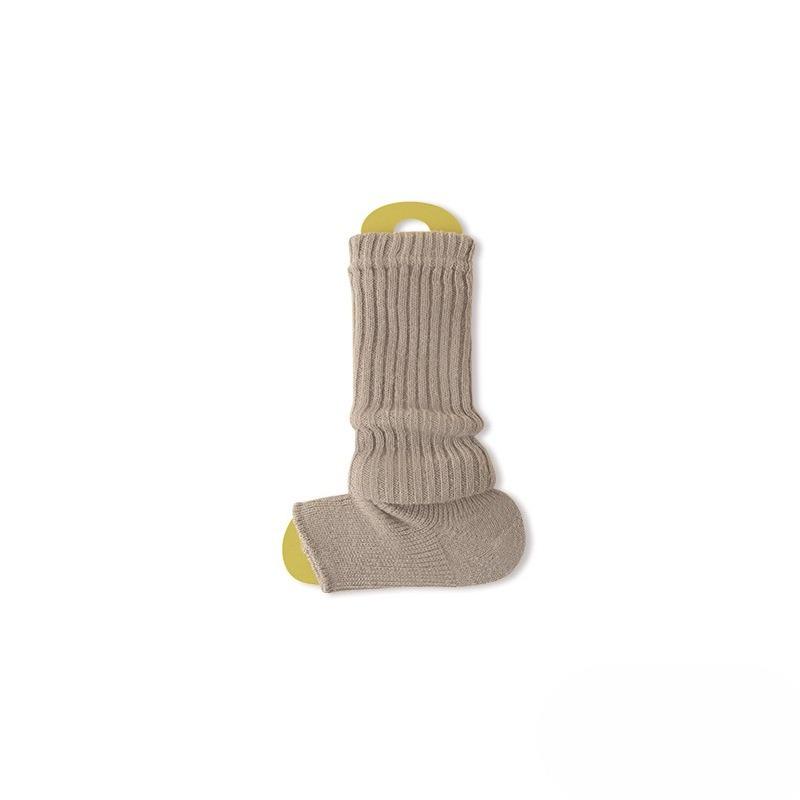 Ladies Spring and Autumn Fashion New Knitted Foot Stepping Calf Pile Socks