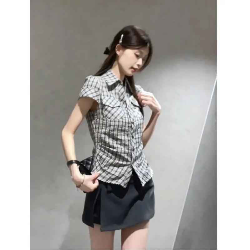 Korean Plaid Waist-cinching Right-shoulder Short-sleeved Shirt for Women Summer New Design Niche Slim-fitting Short Top