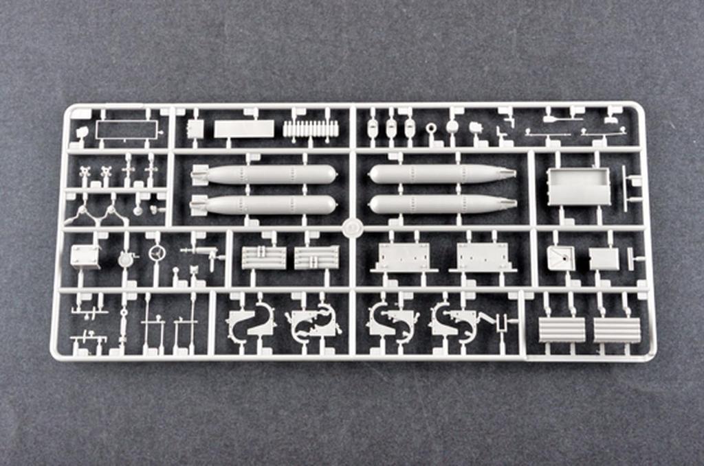 I Love Kit 1/48 Scale American Elco 80-Foot PT Boat, Late Model, Plastic Model, ILK64801 (Ship)