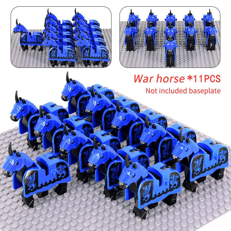 11 Stück Mittelalterliche Pferde Graue Körper Blaue Satteldecken Weiße Pferdeembleme Gelbe Verzierungen Baustein