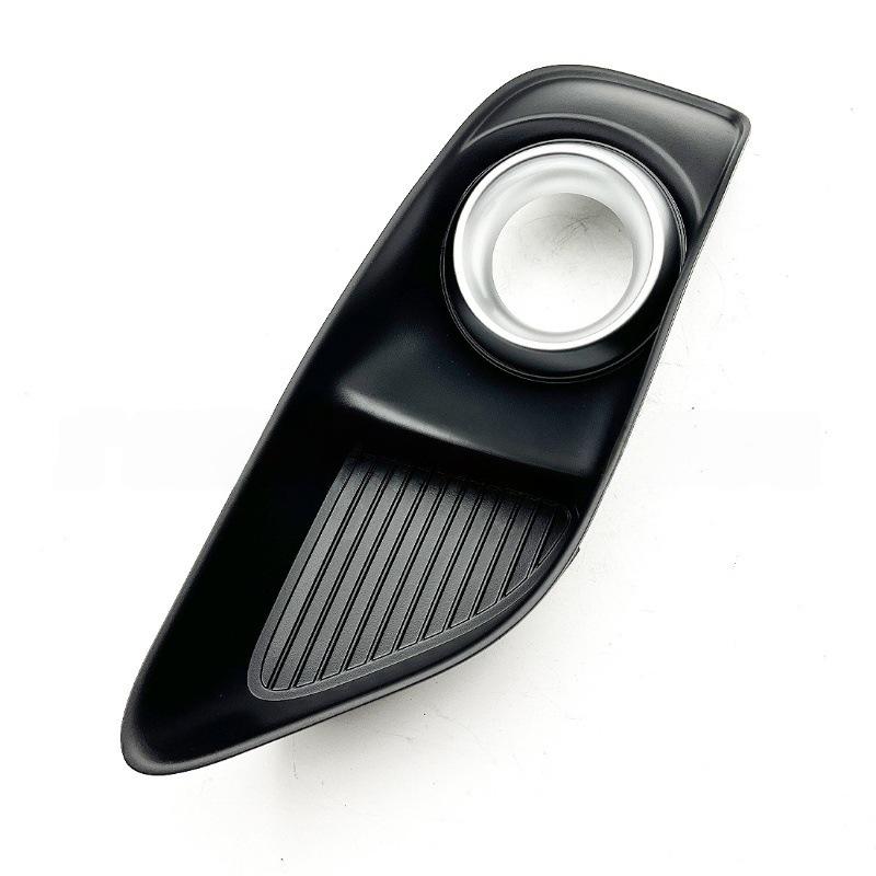 Декоративная накладка противотуманной фары 2012-2014 Chrysler 300C