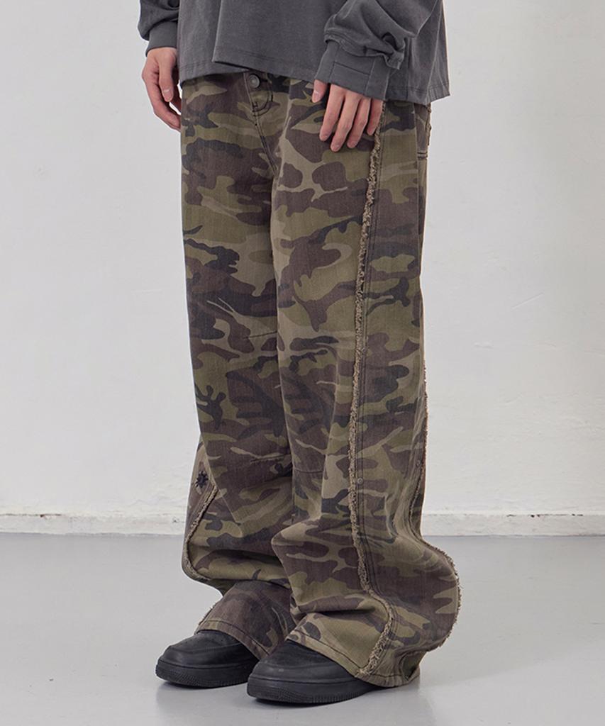 Tonilolenseu Curved Line Camo Pants