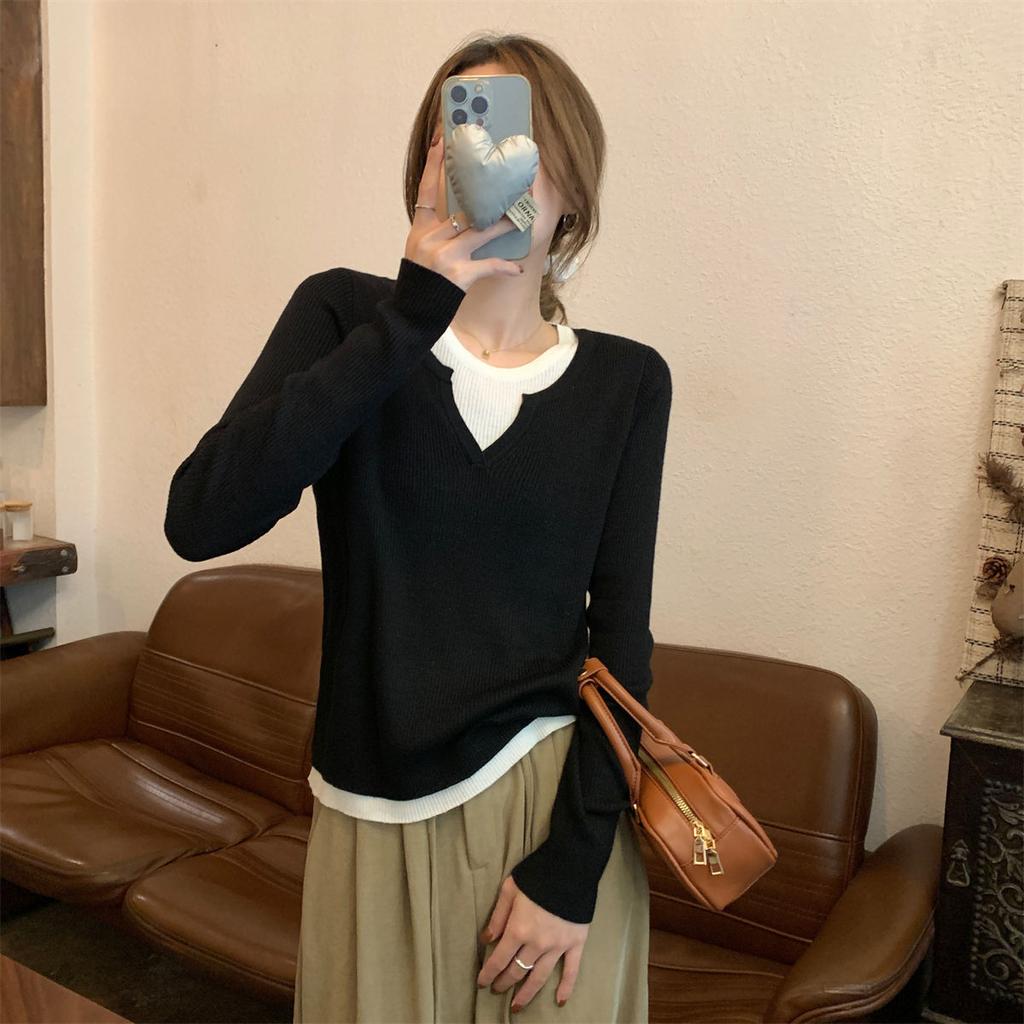 Soft waxy fake two-piece V-neck sweater women's 2025 spring Japanese lazy style long-sleeved inner top knitted bottoming shirt