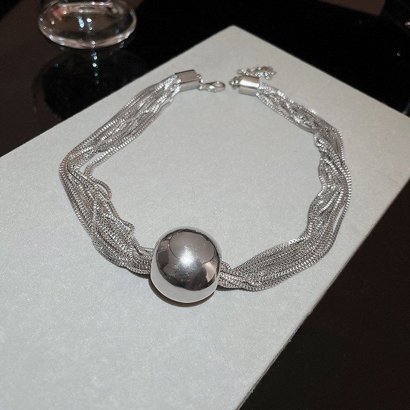 

Style Exaggerated Necklace Accessories for Women, Autumn and Winter Light Luxury High-End Sweater Chain, Collarbone Chain, Neck Chain, New Style Silver