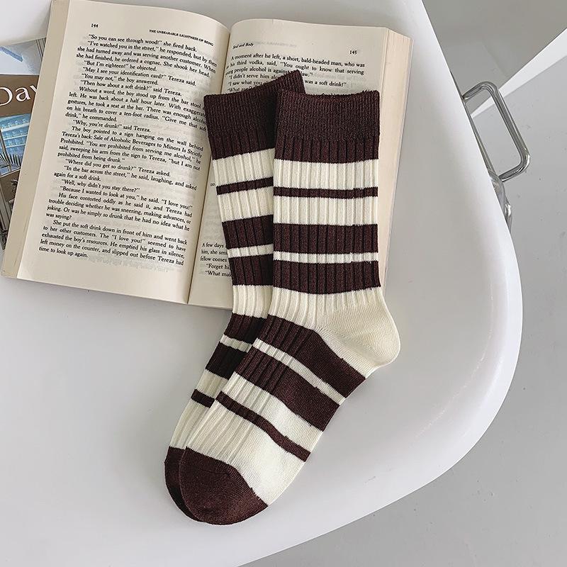 Women's Coffee Striped Bear Embroidery Mid-Calf Slouch Socks - Cute Cartoon Style