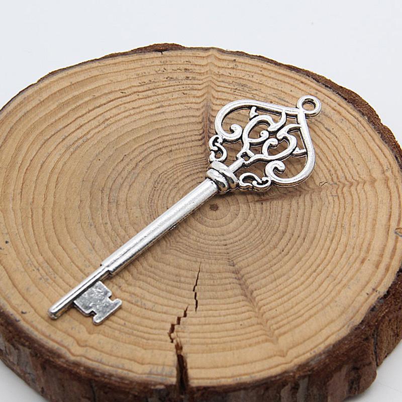 30Pcs/Set Key Shape DIY Skeleton Antique Silver Alloys Vintage Antique Bronze Plated Santa Keys Pendants