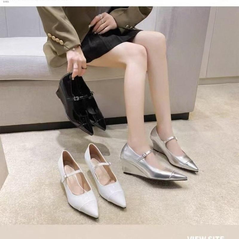 Fashion High Heels Women 2025 New Retro Pointed Toe Wedge One Word Buckle Shallow Mouth French Kitten Single