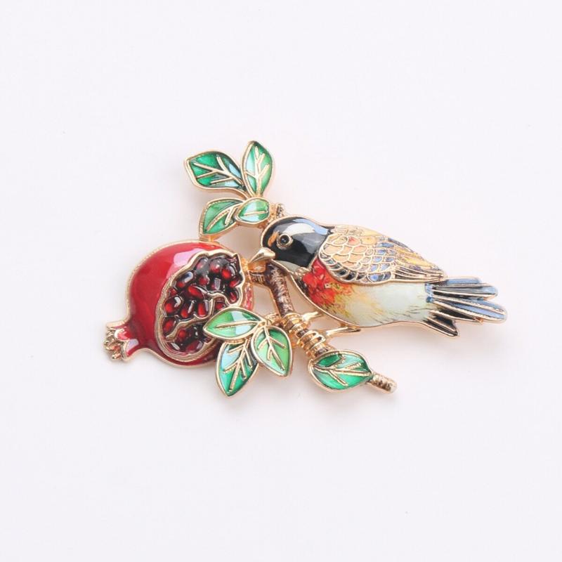 

Lovely Bird And Pomegranate Brooches For Women Unisex Beautiful Animal Fruits Flower Party Casual Brooch Pins Gifts One Size