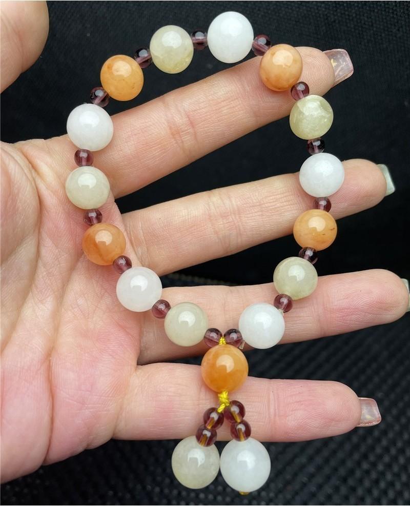 Alloy Stylish Heart Bracelet For Women Modern Highend Fashion Hand Ornament