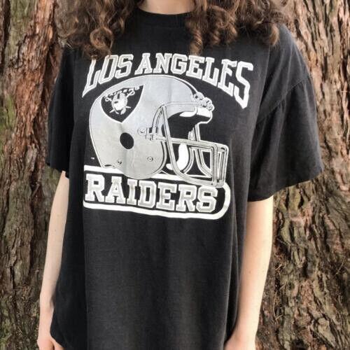 

Los Angeles Raiders logo vtg basic style NFL Unisex T-shirt