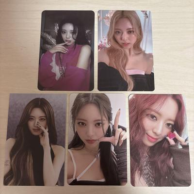 [USED] 5 ITZY YUNA Trading Cards