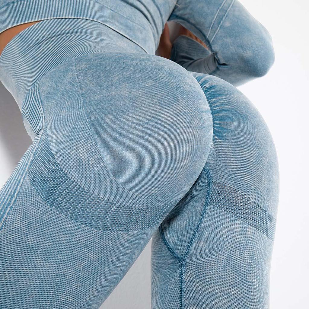 In-Stock Seamless Moisture-Wicking Sexy Peach Yoga Leggings - European & American Trend