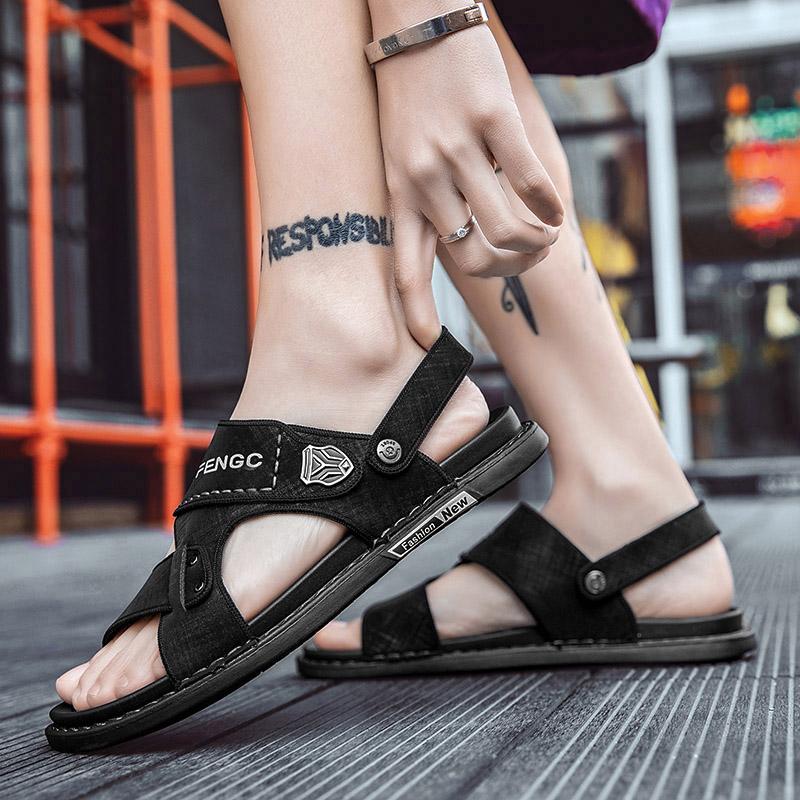 Sommer Herren Outdoor Sandalen Home Indoor Flache Schuhe Rutschfeste Weiche Unterseite Strand Hausschuhe Neue Mode Street Flip-Flops