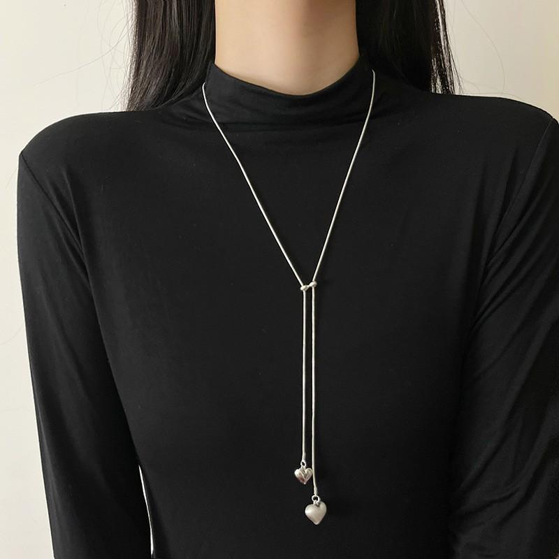 Asian Blogger-Inspired Saddle Bag Necklace: Luxury Women's Niche Sweater Chain Accessories