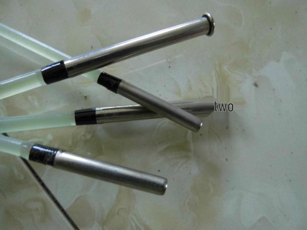 Pevný zimní prut na lední rybolov s měkkou špičkou